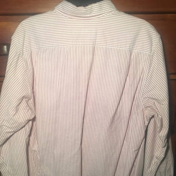 Vineyard Vines Men’s Button Up - Picture 2 of 2